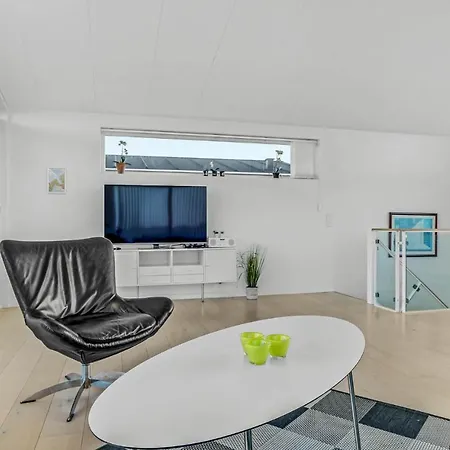 Stunning In With Kitchen
